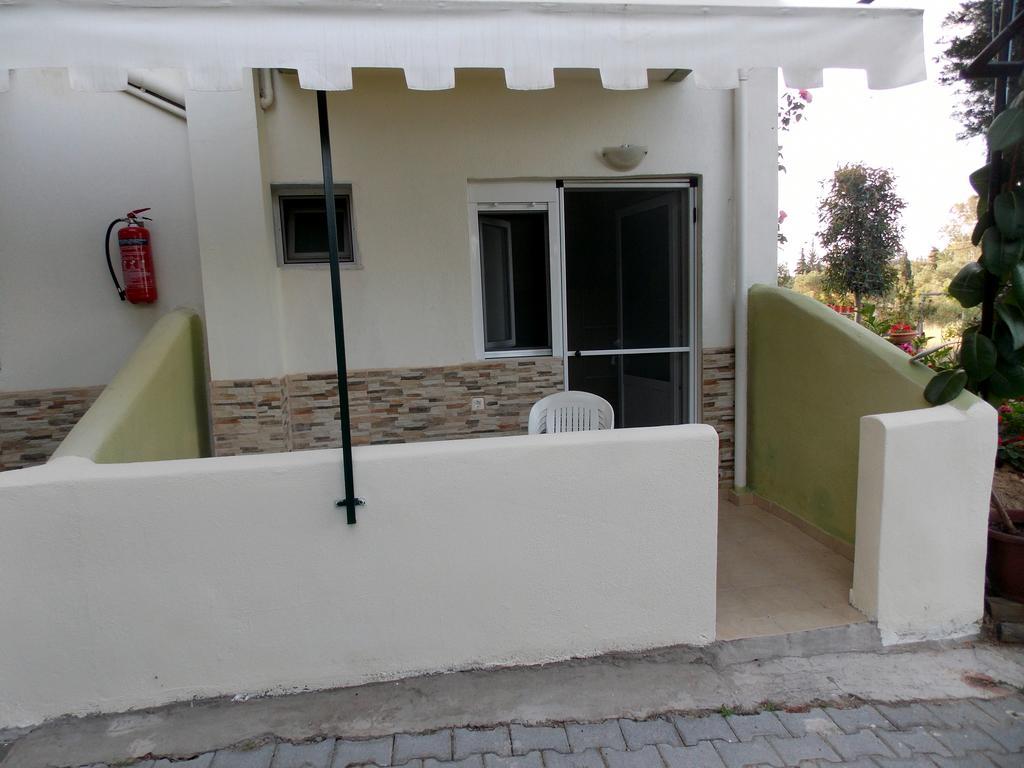 Nikos Apartments Ormos Panagias Exterior foto